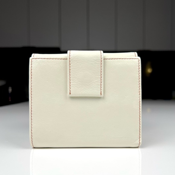 Gucci Compact Blondie Wallet - Picture 2 of 7